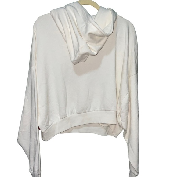 Levi's Women's Graphic Cropped Cotton Blend Laundry Day Hoodie XXL CREAM NWT - Picture 2 of 13